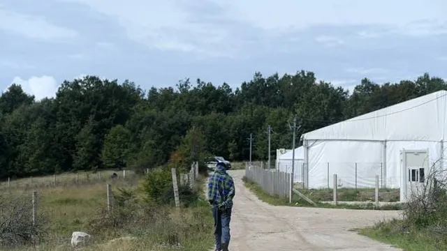 Im Osten nichts Neues: Menschen auf der Flucht stranden in Bosnien und Herzegowina